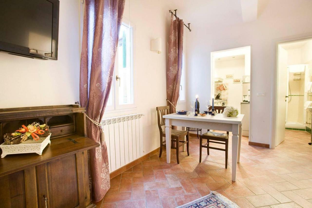 Ellen'S Cozy Apartment フィレンツェ エクステリア 写真